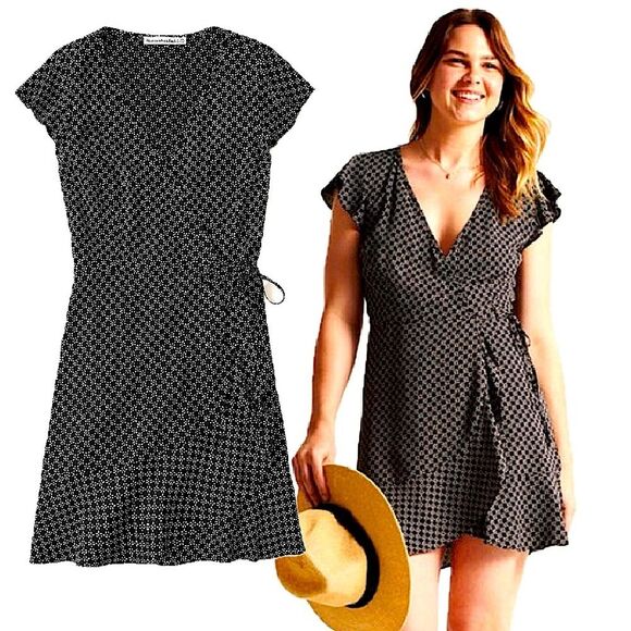 Abercrombie & Fitch Black & White Printed Short Sleeve Flutter Ruffle Wrap Dress - Picture 1 of 11